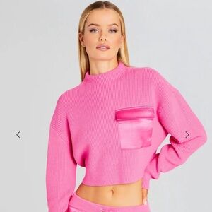 SER.O.YA Donna mid cropped Malibu pink boxy sweater military satin pocket